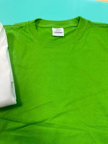 T-Shirt für Kinder 2200 Größe 122/128 kiwi grün